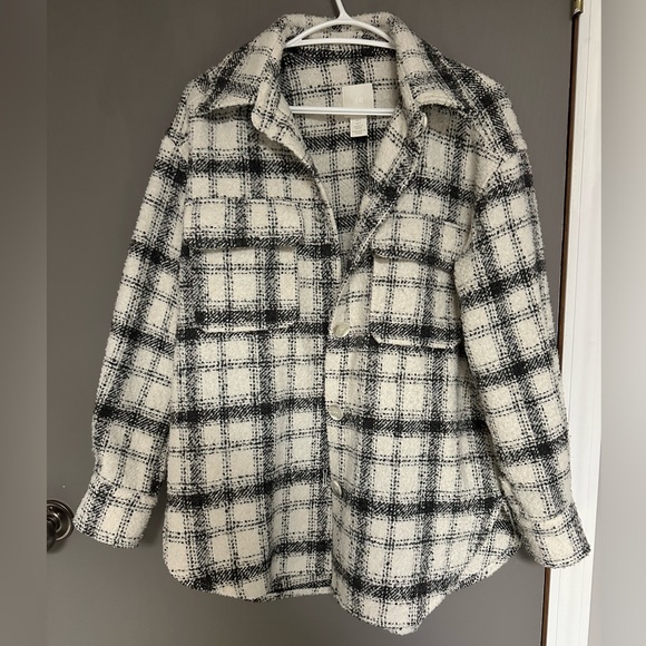 Plaid H&M shacket - Picture 1 of 1